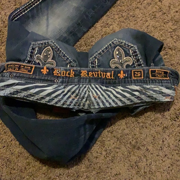 Rock Revival Jeans - Picture 3 of 3